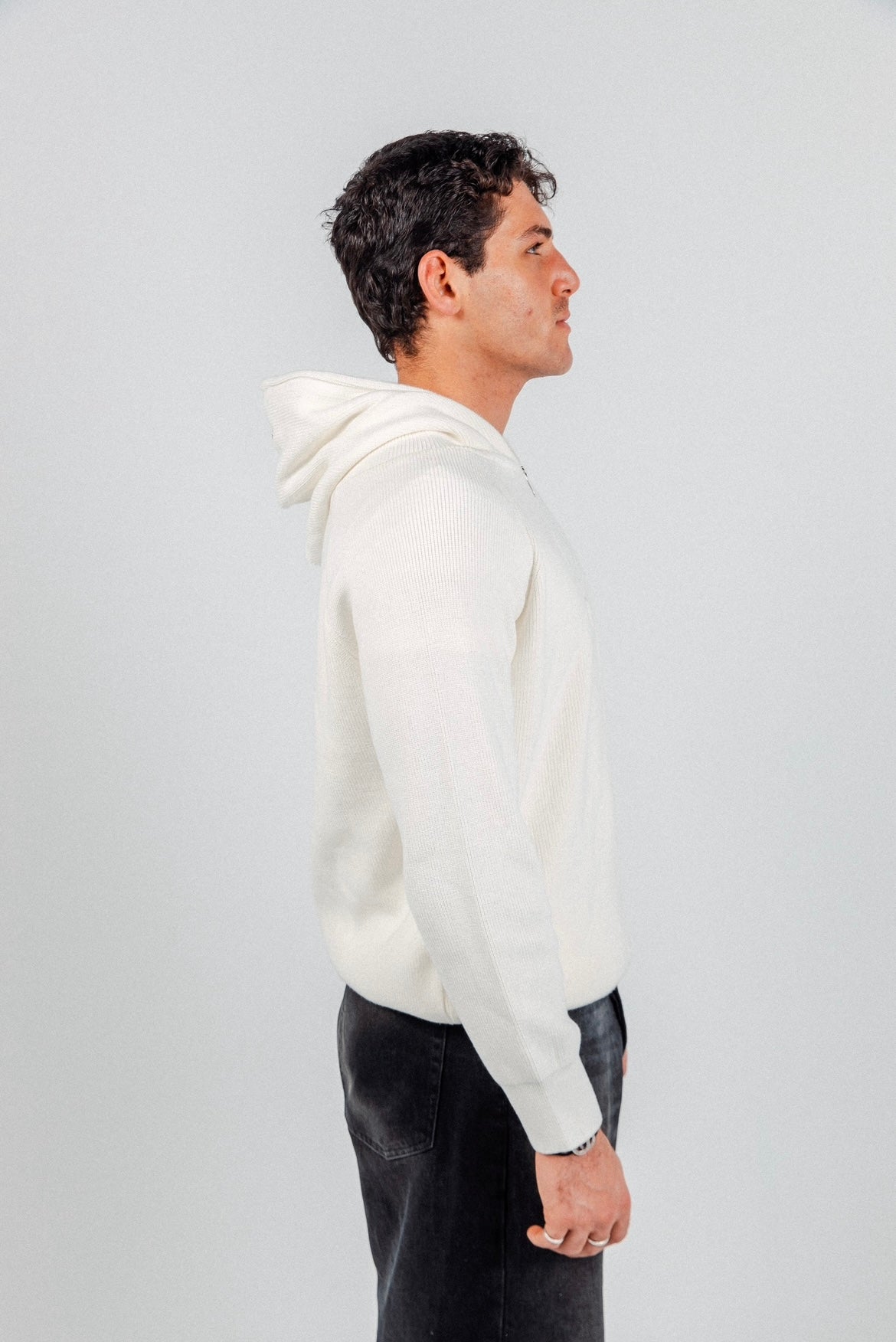 White James Knitted Overhead