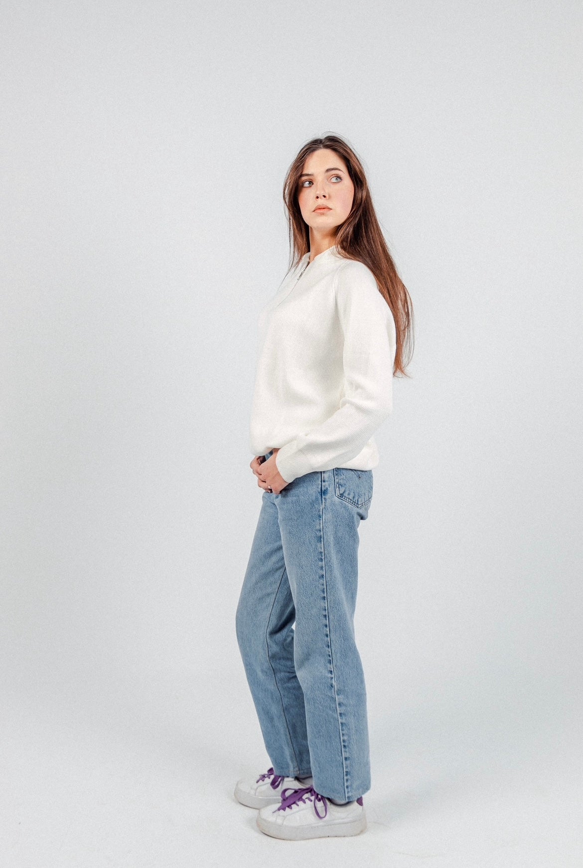 White James Knitted Overhead